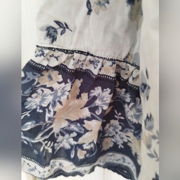 Floral Cottage Core Peasant blouse by St Johns Bay - Picture 8 of 10